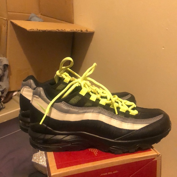 Nike Shoes - Boys Grade School air max 95